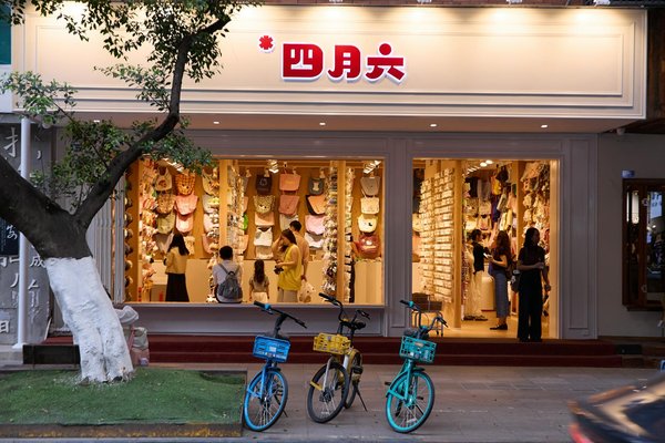 Créez une Soirée Cinéma Inoubliable à Domicile : Découvrez un Thème Captivant!